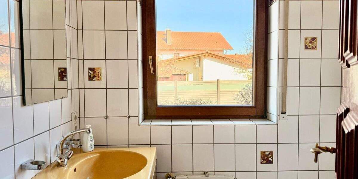 Einfamilienhaus Sasbach am Kaiserstuhl Jechtingen - 5 Zimmer, 156 m&sup2;, 529.000&euro; | Angebot:25703769