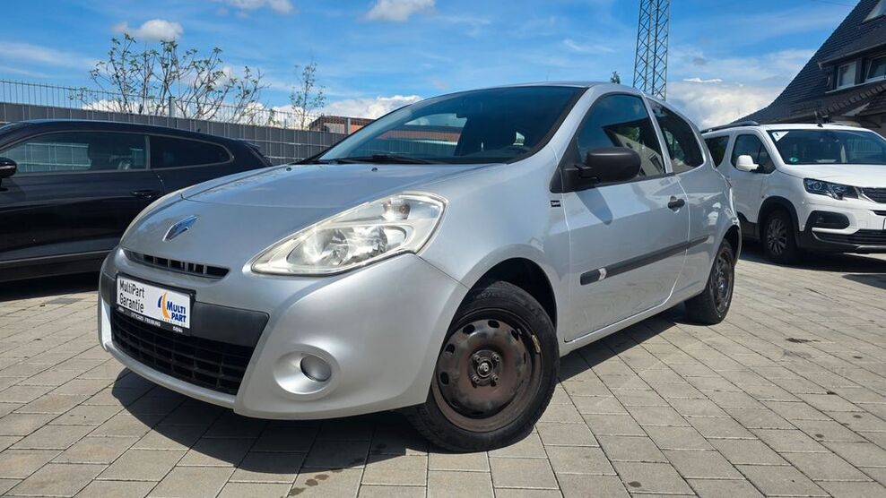 Renault Clio 50.000 km 3.990 € Freiburg 79111