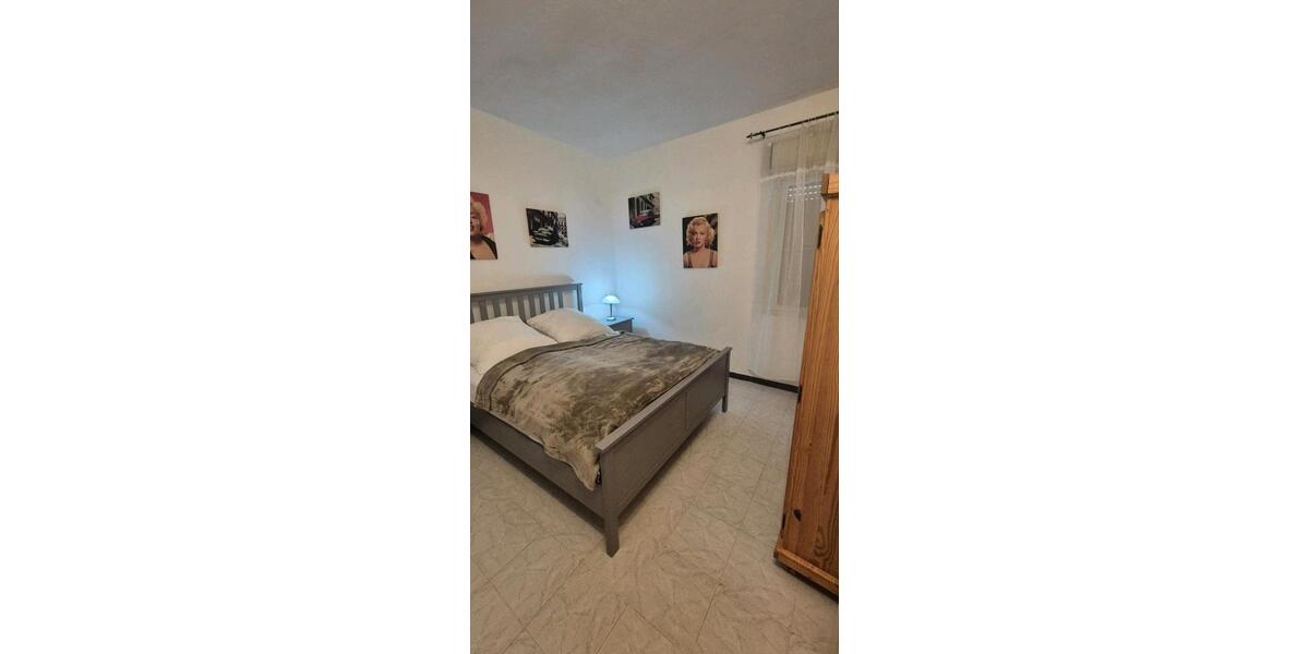 Einfamilienhaus Freiburg im Breisgau Brühl - 2 Zimmer, 120 m&sup2;, 80.000&euro; | Angebot:27244517