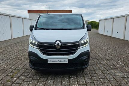 Renault Trafic 172.000 km 11.500 € Kenzingen 79341