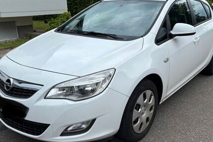 Opel Astra 219.800 km 2.400 &euro; Kirchzarten 79199