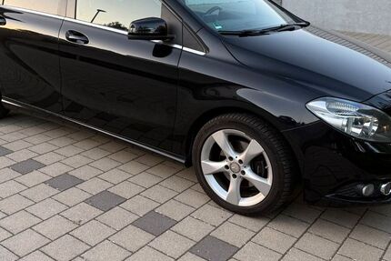 Mercedes-Benz B 200 91.277 km 12.500 € ettenheim 77955