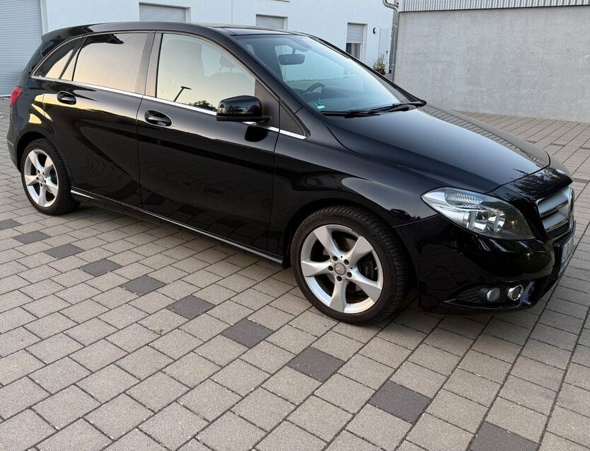 Mercedes-Benz B 200 91.277 km 12.500 € ettenheim 77955
