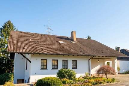 Haus Emmendingen - 8.5 Zimmer, 354 m&sup2;, 1.195.000&euro; | Angebot:27259474