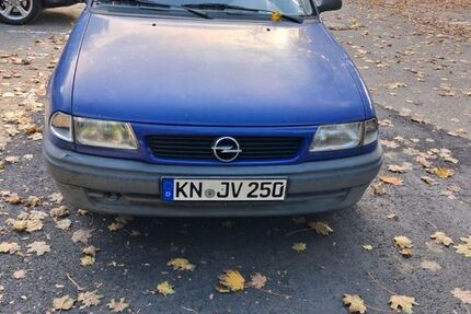 Opel Astra 102.104 km 1.990 € Freiburg im Breisgau 79110