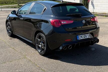 Alfa Romeo Giulietta 112.000 km 17.800 &euro; Teningen 79331