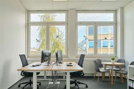 Büro in Teningen 377,42 € 20.52 m² zimmer