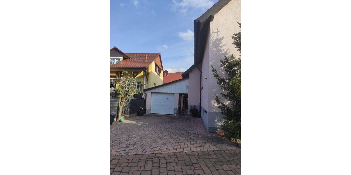 Mehrfamilienhaus, Wohnhaus Wyhl - 5 Zimmer, 130 m&sup2;, 395.000&euro; | Angebot:26344629