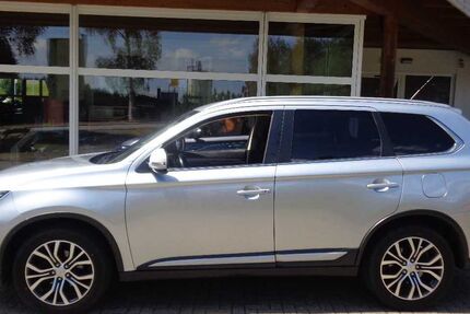 Mitsubishi Outlander 140.735 km 15.900 &euro; Bernau 79872