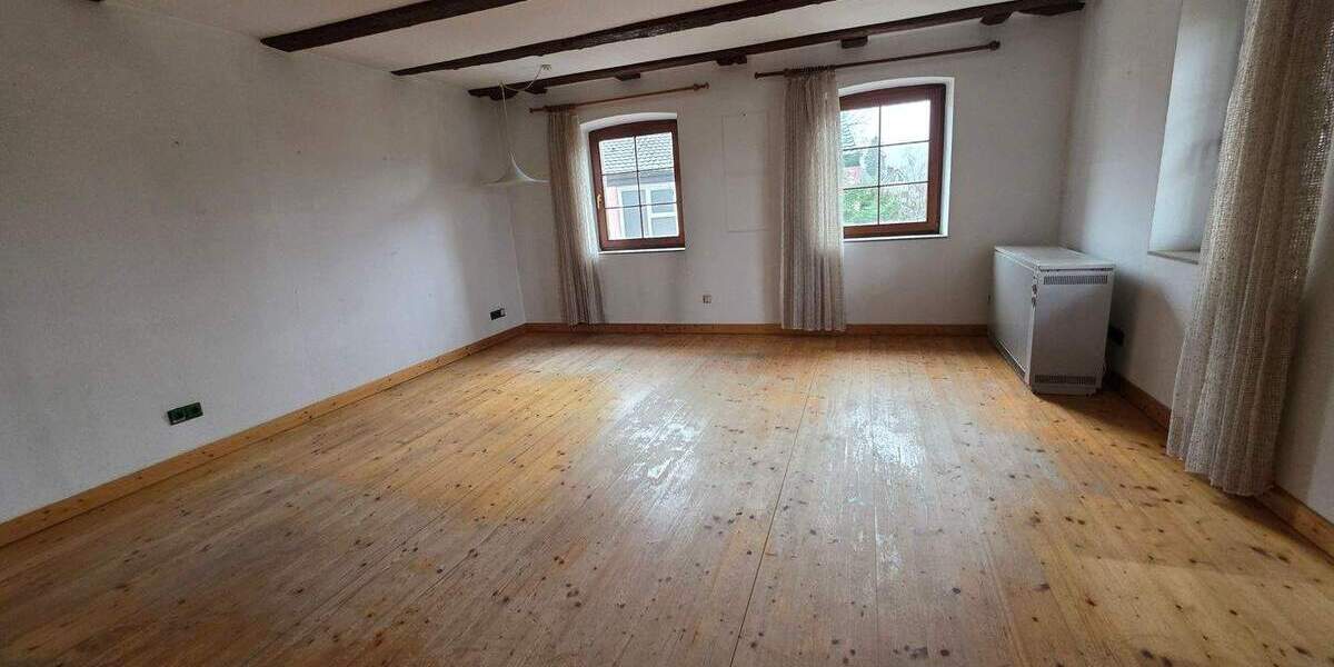 Mehrfamilienhaus, Wohnhaus Ehrenkirchen Kirchhofen - 5 Zimmer, 144 m&sup2;, 450.000&euro; | Angebot:25799435