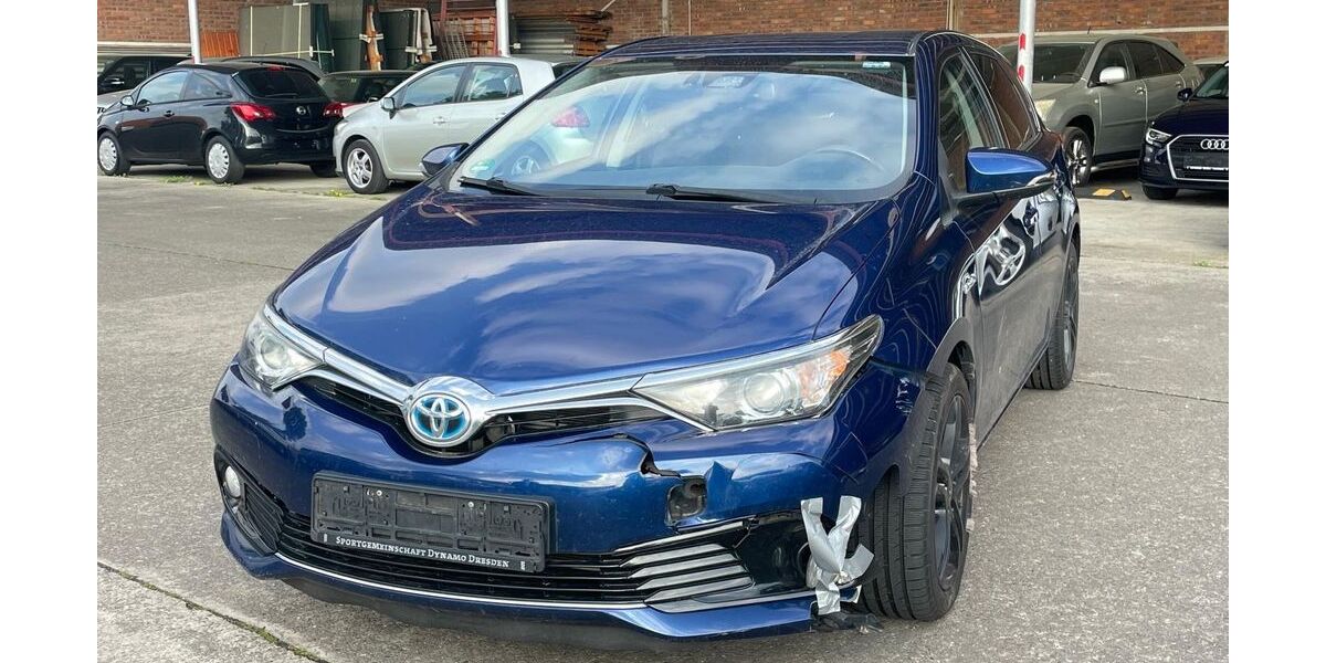 Toyota Auris 234.000 km 6.999 &euro; Herbolzheim 79336