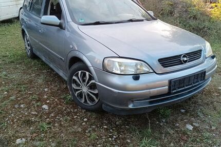 Opel Astra 300.236 km 749 € Müllheim 79379
