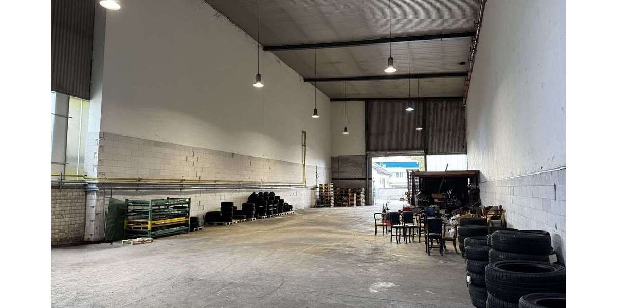 Halle in March 2.950 € 600 m² zimmer