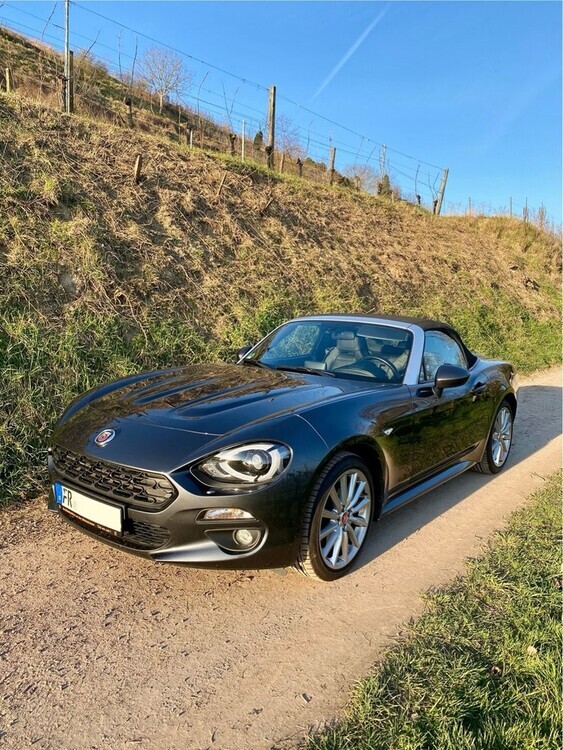 124 Spider