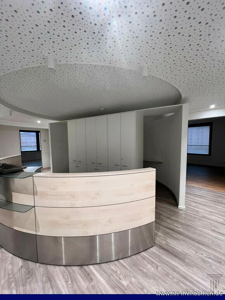 REPRÄSENTATIVE BÜRO- ODER PRAXISFLÄCHE! zimmer