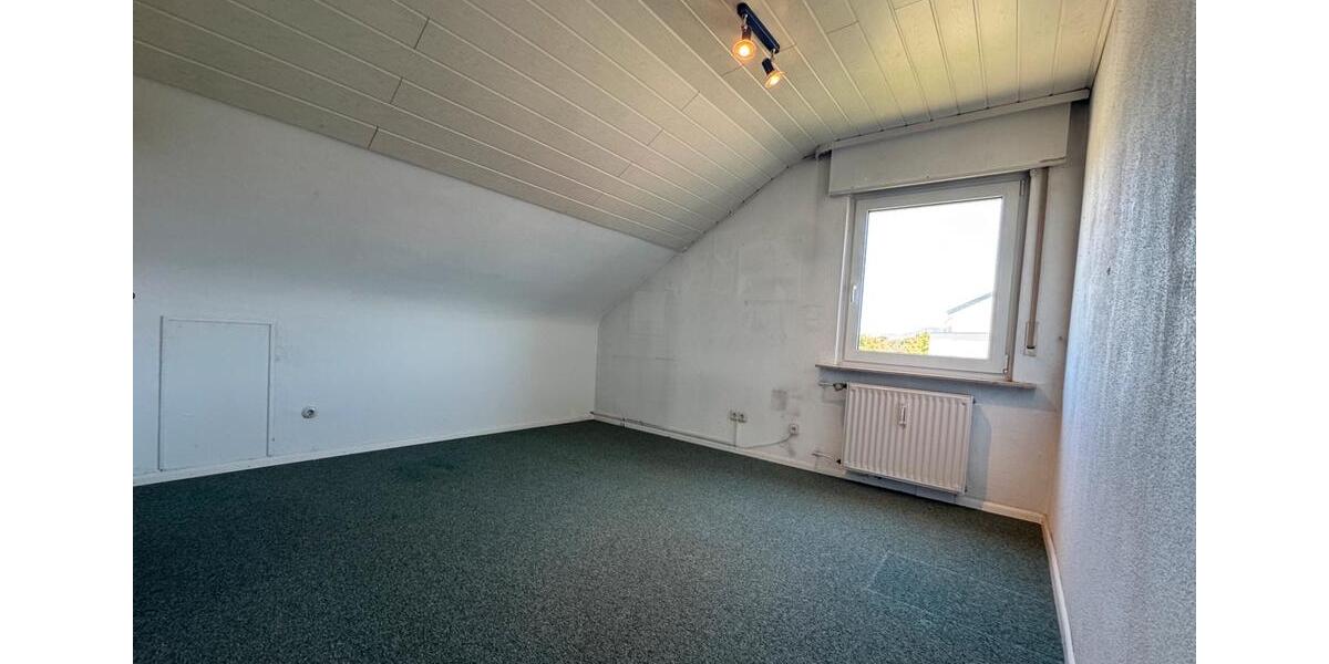 Dachgeschoßwohnung Gundelfingen - 4 Zimmer, 110 m&sup2;, 449.000&euro; | Angebot:27219906