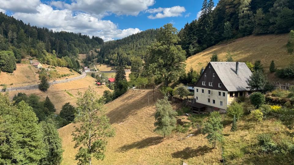 Bauernhaus, Landhaus Gütenbach - 7 Zimmer, 234 m&sup2;, 345.000&euro; | Angebot:27263676
