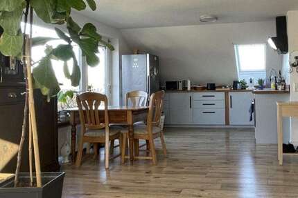 Wohnung Ihringen - 4 Zimmer, 107 m&sup2;, 420.000&euro; | Angebot:26408841