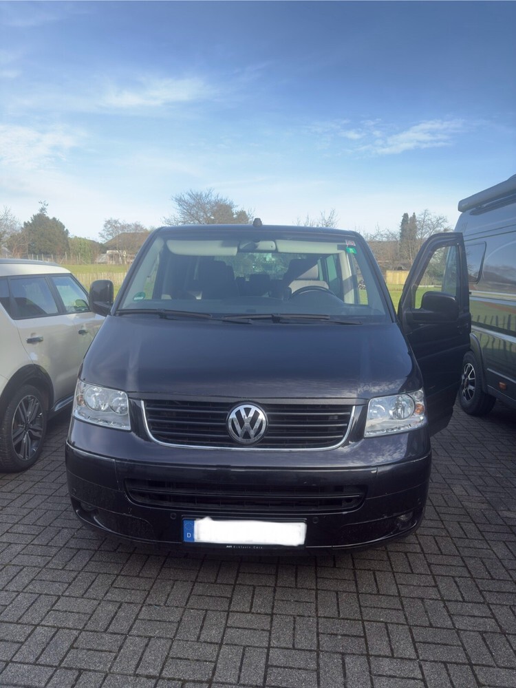 VW T5 Multivan 241.059 km 13.500 € Bollschweil 79283