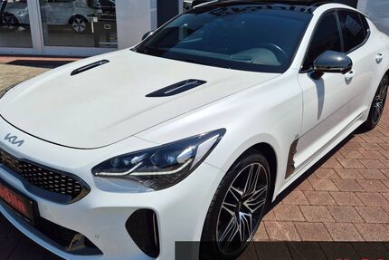 Kia Stinger 67.900 km 34.900 &euro; Auggen 79424