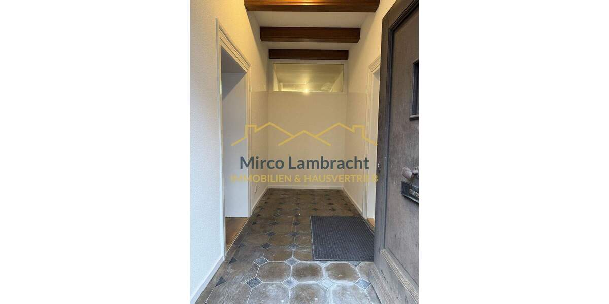 Gewerbeobjekt Breisach am Rhein Breisach - 2 Zimmer, 84 m&sup2;, 1.100&euro; | Angebot:25666472