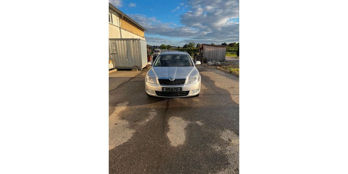 Skoda Octavia 355.000 km 2.700 &euro; Auggen 79424