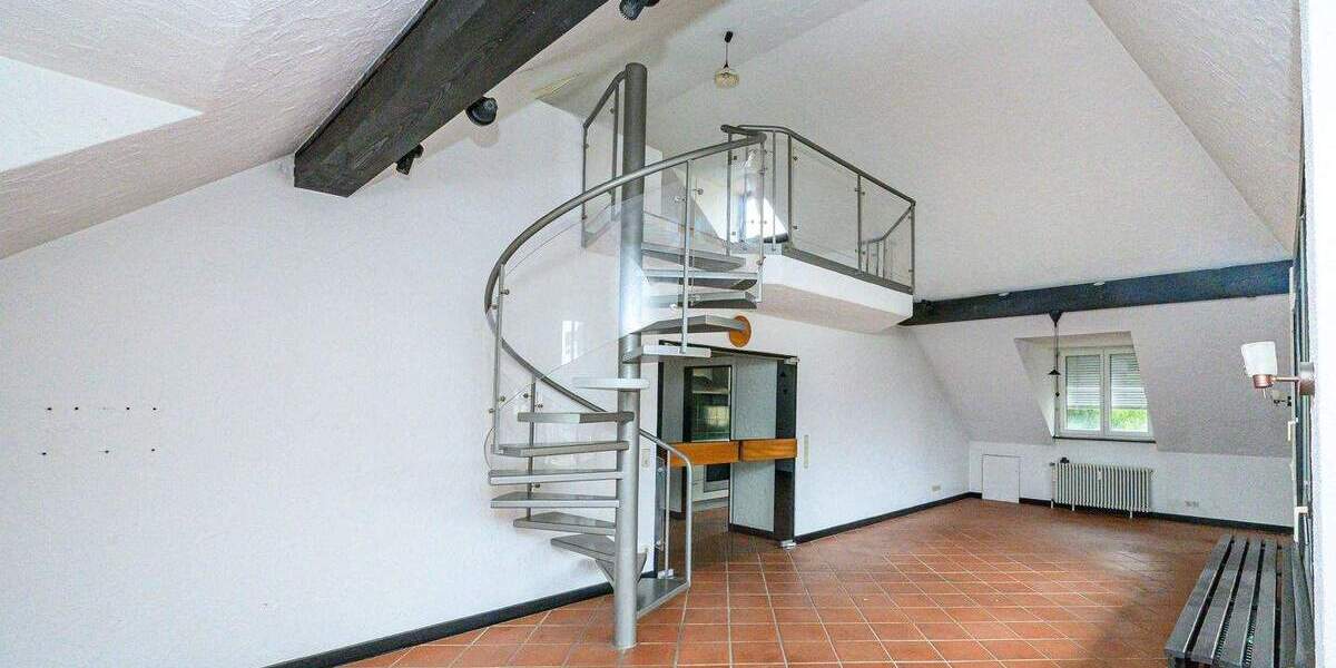 Etagenwohnung Freiburg Altstadt - 3 Zimmer, 135 m&sup2;, 699.000&euro; | Angebot:24992452