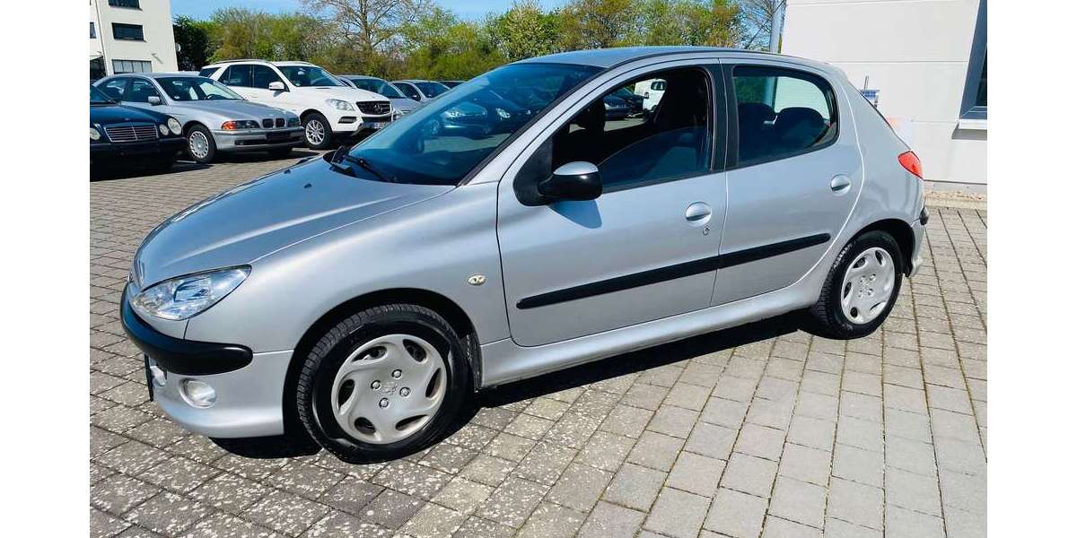 Peugeot 206 131.000 km 2.350 &euro; Bad Krozingen 79189
