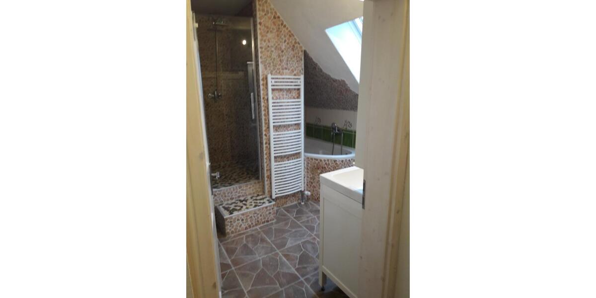 Etagenwohnung Breisach am Rhein - 3 Zimmer, 133 m&sup2;, 900&euro; | Angebot:25023281