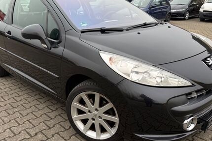 Peugeot 207 120.000 km 2.300 &euro; Endingen 79346