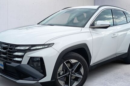 Hyundai TUCSON 24.300 km 32.990 &euro; Freiburg im Breisgau 79108