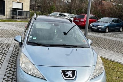 Peugeot 207 240.000 km 3.200 &euro; Freiburg 79117