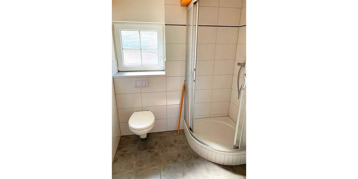 Etagenwohnung Kenzingen - 2 Zimmer, 65 m&sup2;, 800&euro; | Angebot:25267397