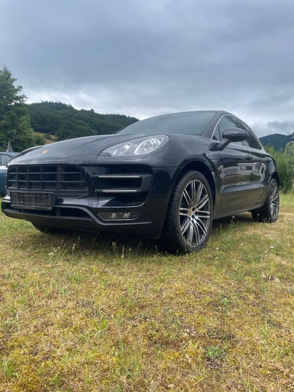 Porsche Macan 80.800 km 41.290 € Münstertal 79244