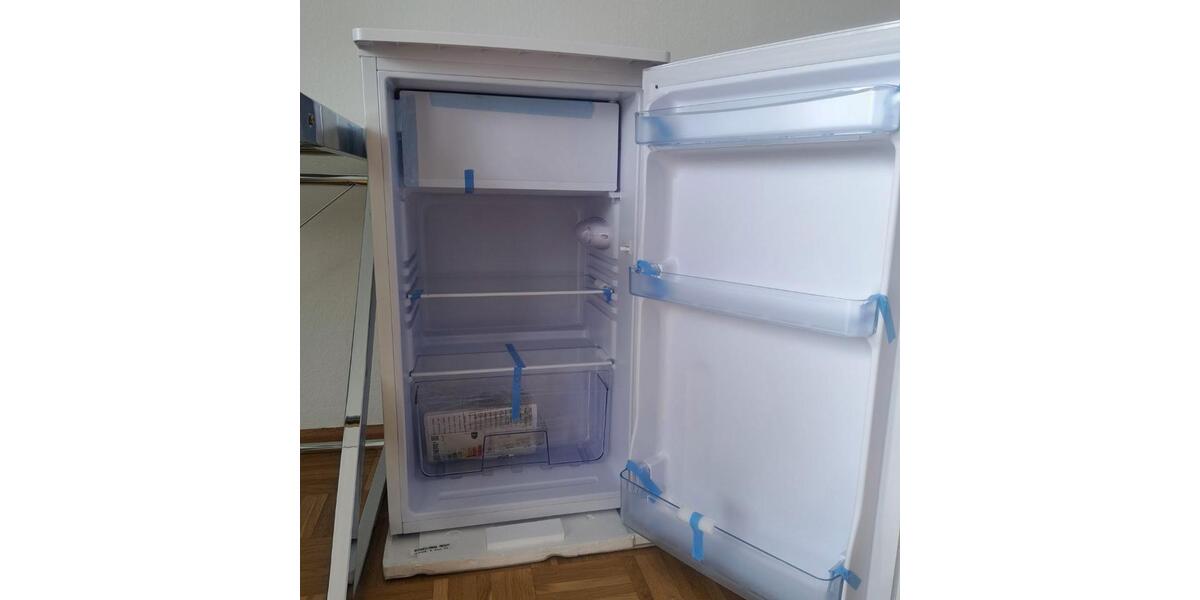 Helles, möbliertes WG-Zimmer mit Balkon – ab Dezember 1 zimmer