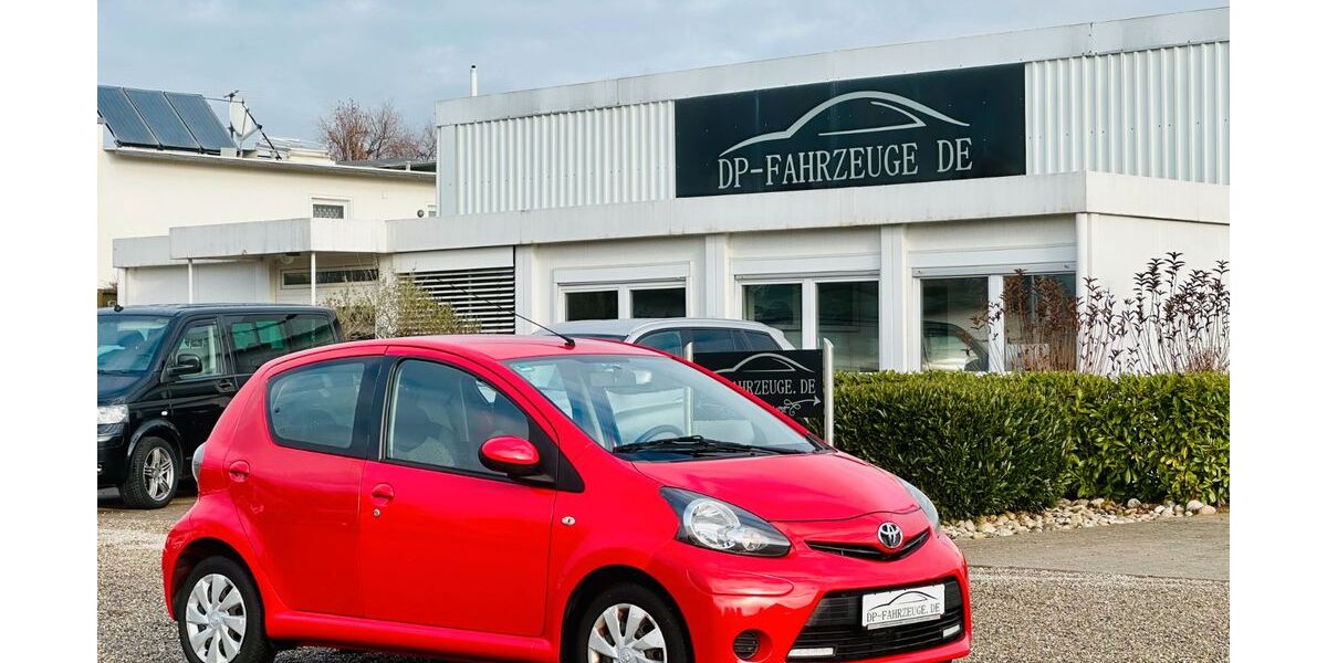 Toyota Aygo (X) 28.623 km 6.490 &euro; Herbolzheim 79336