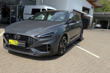 Hyundai i30 12.600 km 23.990 &euro; Ehrenkirchen 79238