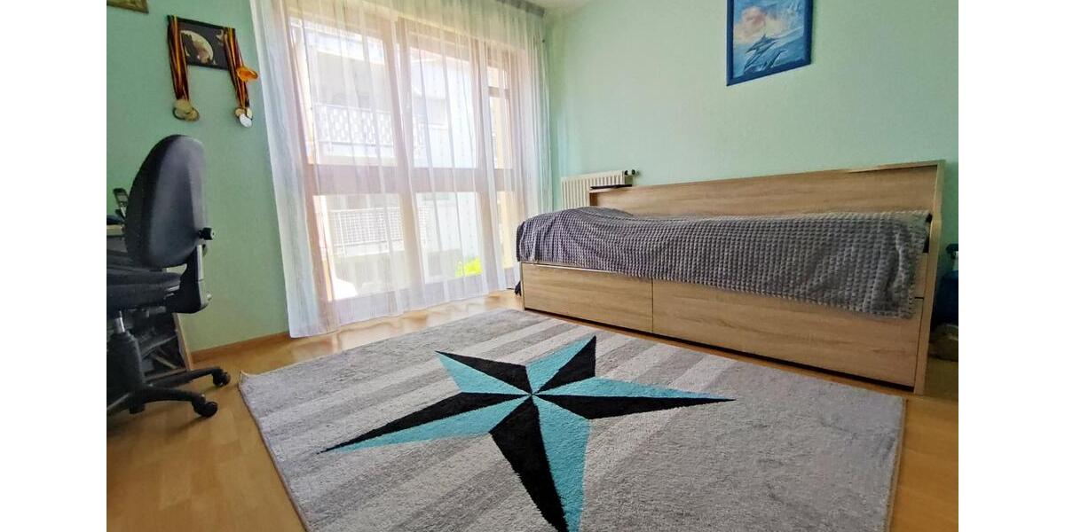 Etagenwohnung Breisach am Rhein - 3 Zimmer, 81 m&sup2;, 330.000&euro; | Angebot:24887801