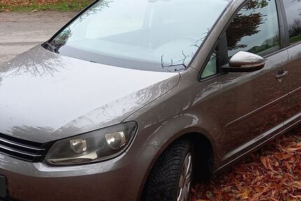 VW Touran 219.825 km 5.799 € Freiburg 79111