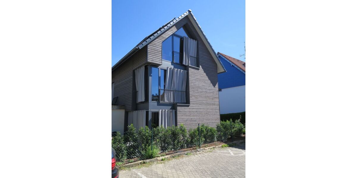 Lichtdurchflutete Neubau-Doppelhaushälfte - Einfamilienhaus March Neuershausen | Angebot:26904783