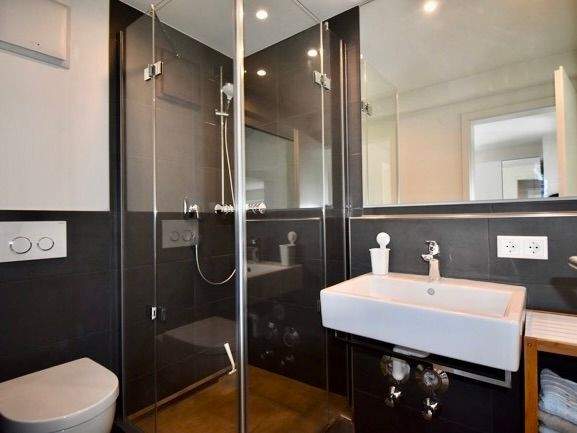 Mehrfamilienhaus, Wohnhaus Bad Krozingen - 9 Zimmer, 276 m&sup2;, 1.150.000&euro; | Angebot:24844531