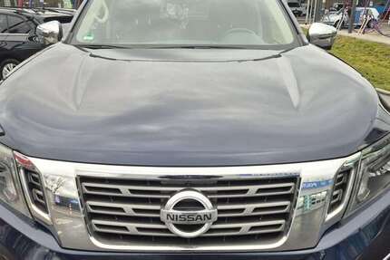 Nissan Navara 99.012 km 29.940 &euro; Freiburg 79108