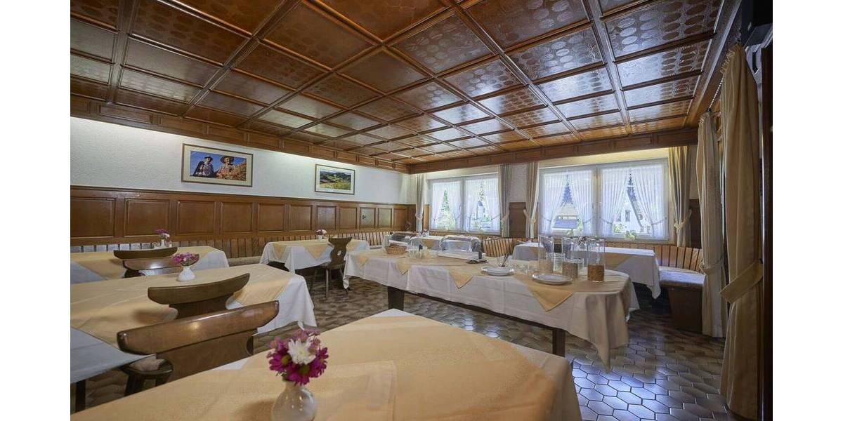 Mehrfamilienhaus, Wohnhaus Simonswald - 1.295.000&euro; | Angebot:26107453