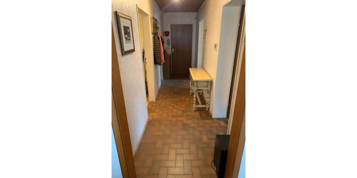 Etagenwohnung Freiburg im Breisgau St. Georgen - 4 Zimmer, 95 m&sup2;, 1.495&euro; | Angebot:25302794