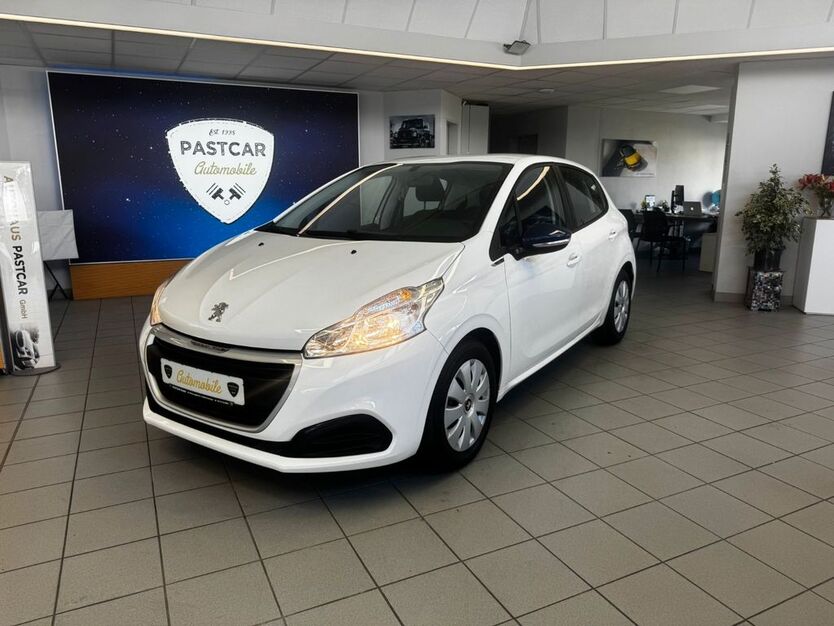 Peugeot 208 87.000 km 9.300 € Bad Krozingen 79189