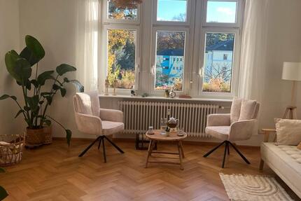 Möblierter Praxisraum frei zimmer