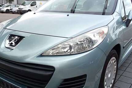 Peugeot 207 112.000 km 2.550 € Freiburg im Breisgau 79115
