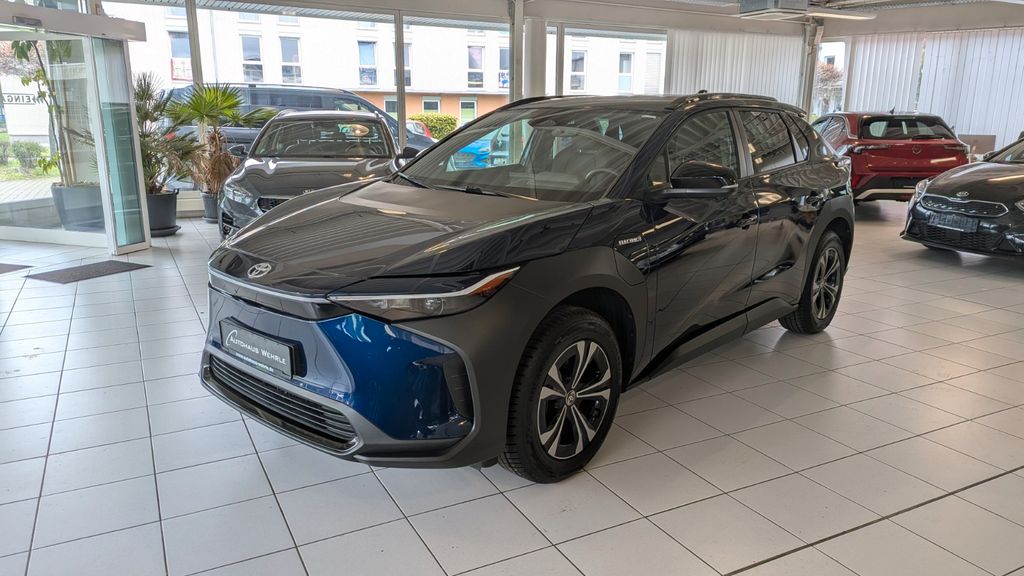 Toyota bZ4X 51.100 km 27.990 &euro; Gundelfingen bei Freiburg 79194