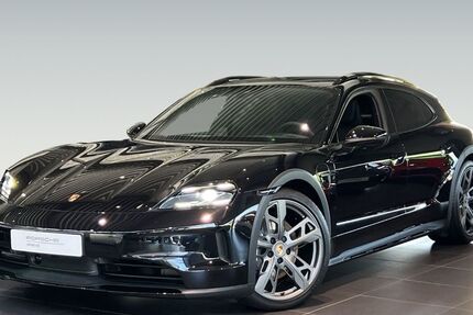 Porsche Taycan 9.900 km 99.830 € Freiburg 79115