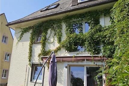 Haus Titisee-Neustadt Neustadt - 7 Zimmer, 150 m&sup2;, 419.000&euro; | Angebot:26125306